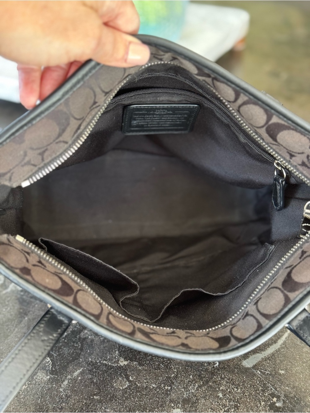 Coach Black Zip Top Tote (F36375) - Picture 6 of 12